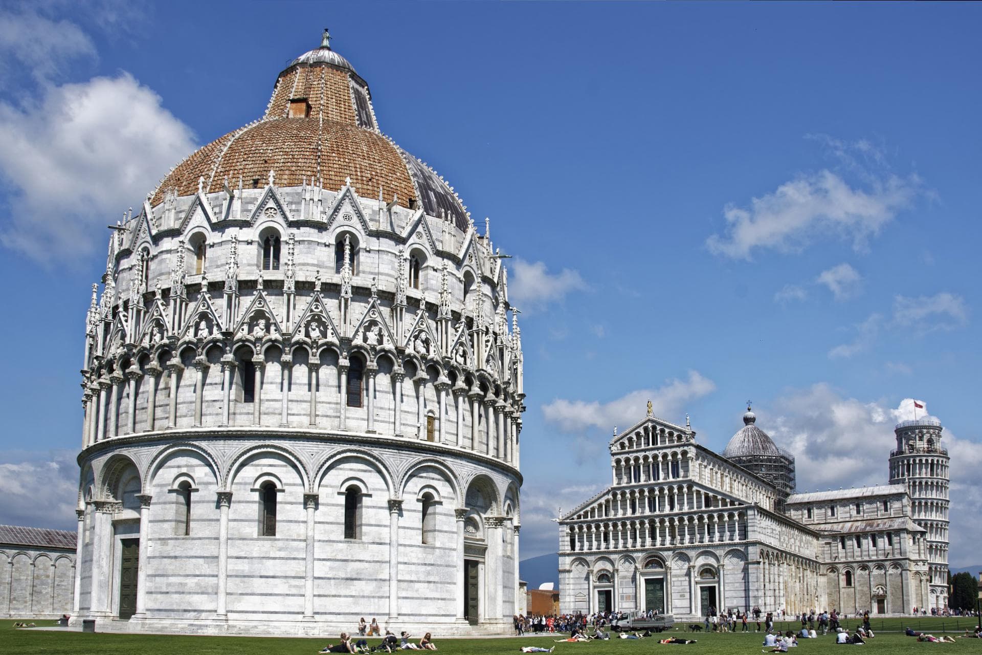 Lucca e Pisa con degustazione vini